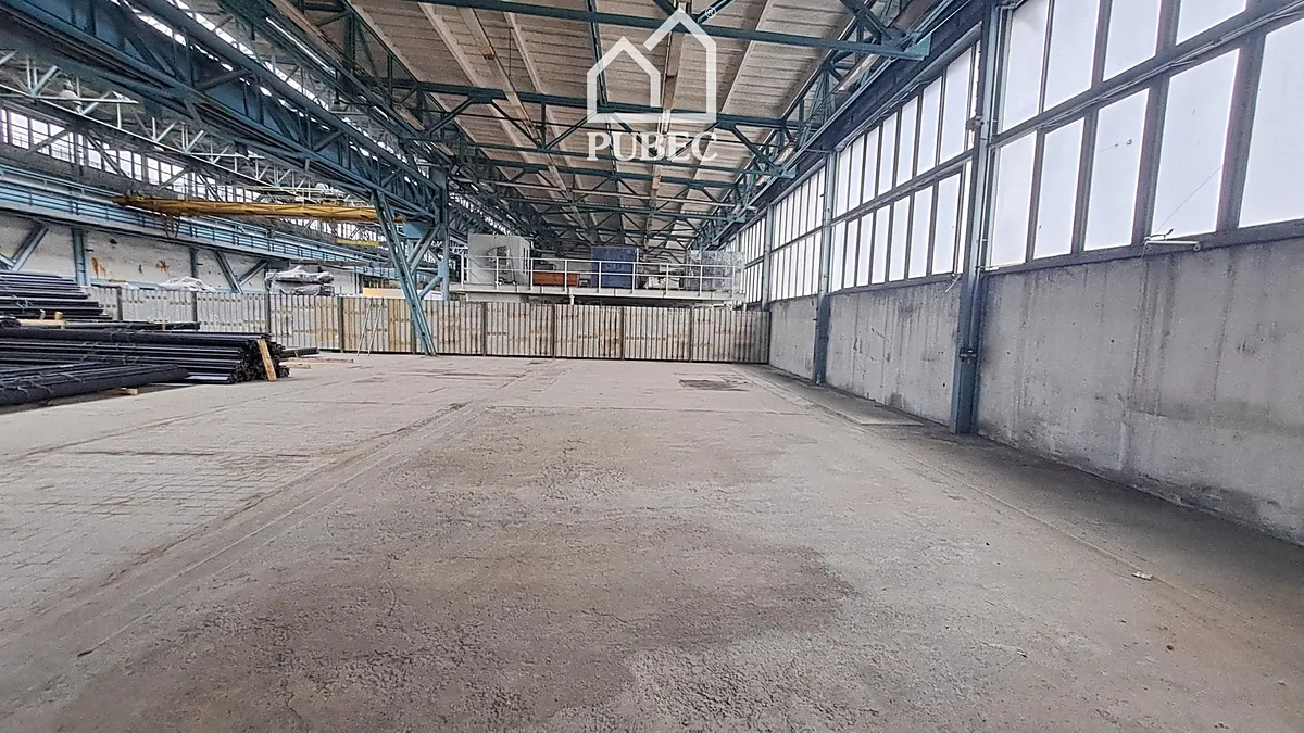 Pronájem skladového prostoru 270 m²